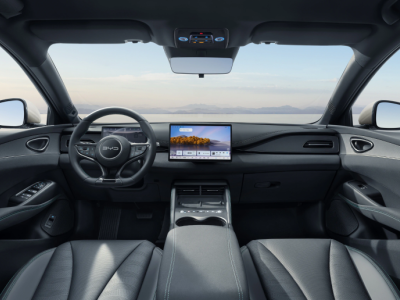 BYD Seal 6 DM i Touring Interior Front